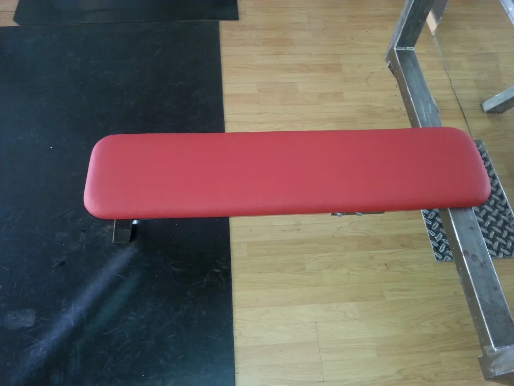 Sprave za fitnes i stolovi za masažu — rad 14, tapeciranje Romana