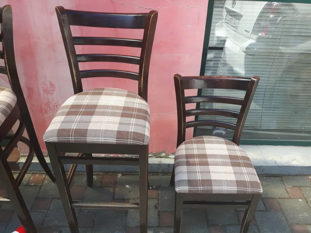 Stolice, fotelje, klupe, tabure — rad 26, tapeciranje Romana